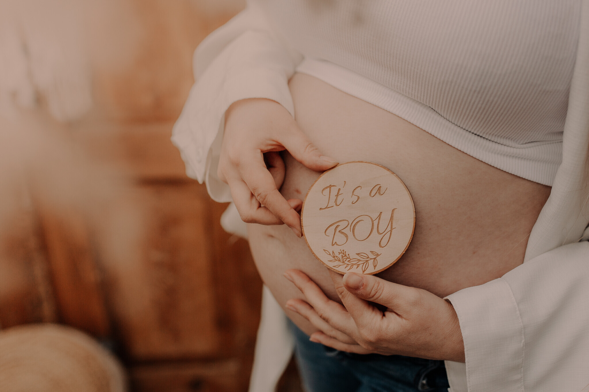 ciazowa-sesja-szklane-studio-burzenin.jpg Sesja ciążowa Burzenin – naturalne kadry w szklarni