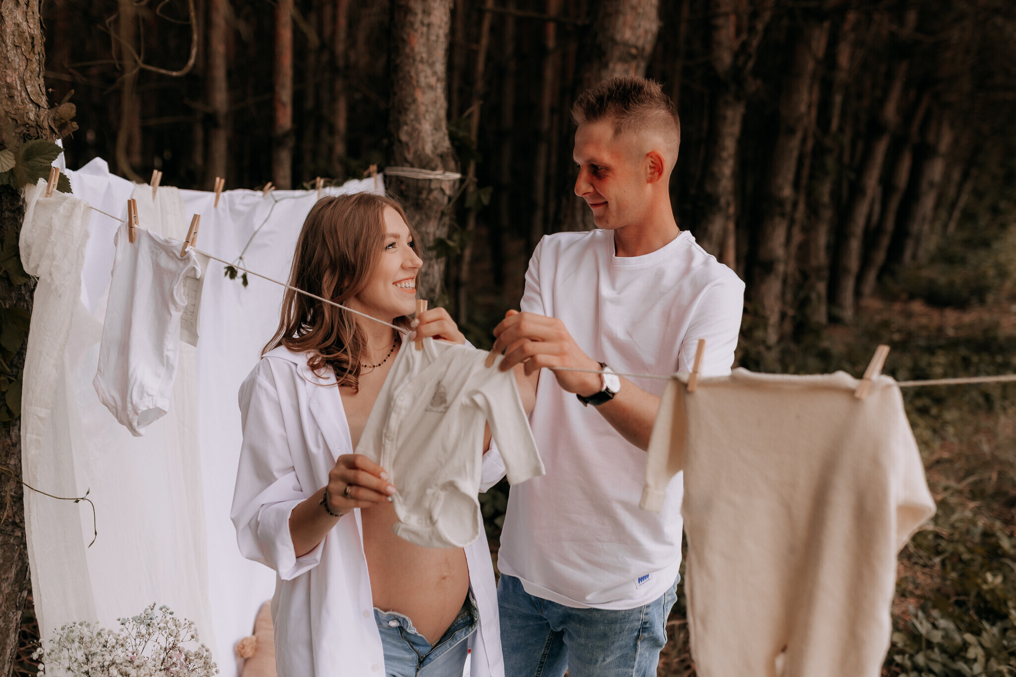 ciazowa-sesja-szklane-studio-sieradz.jpg Ciążowa sesja w szklarni Sieradz – kobiece ujęcia w szklanym studio