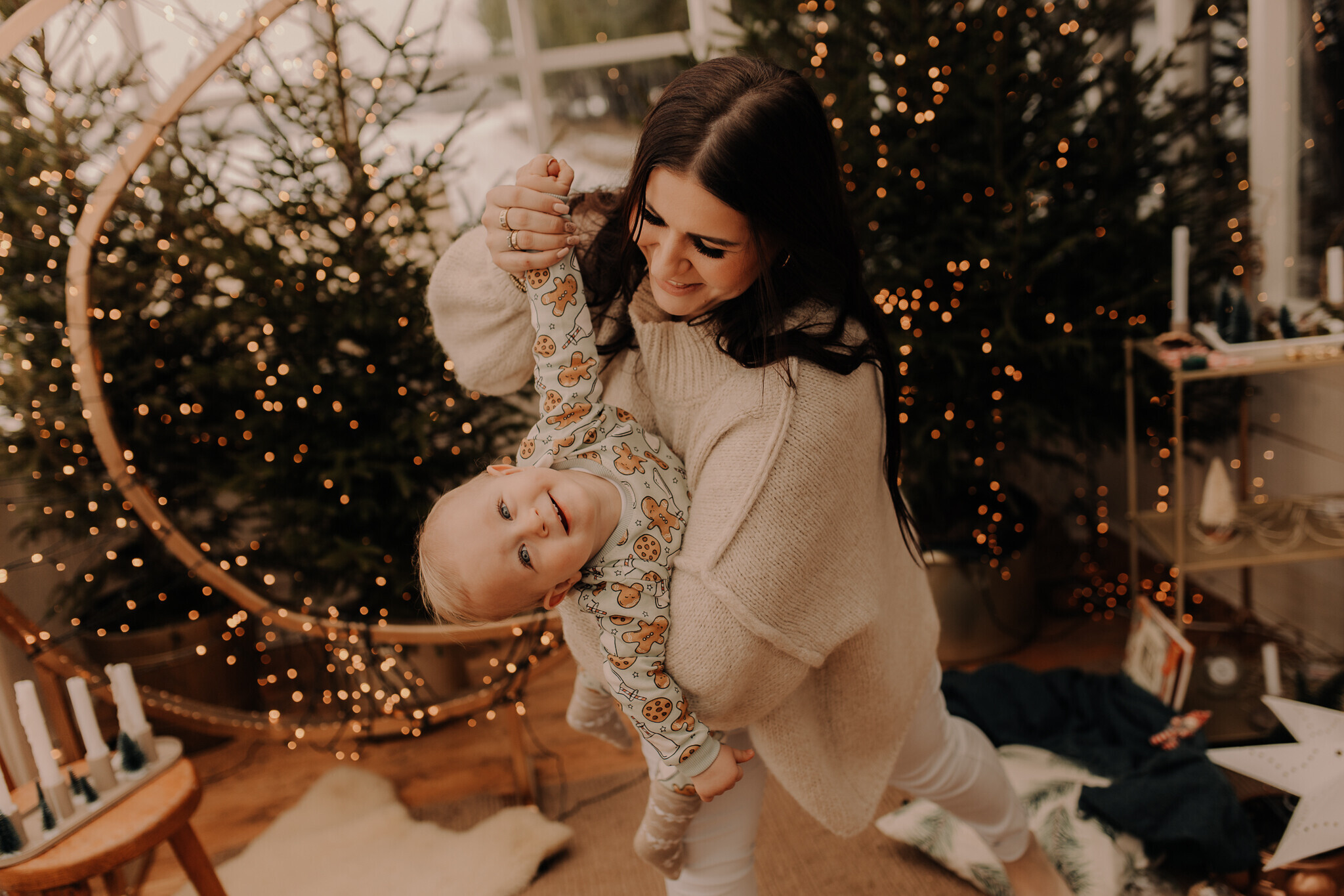 swiateczna-sesja-szklarnia-sieradz.jpg Świąteczna sesja w szklanym studio Sieradz – ciepła i klimatyczna atmosfera