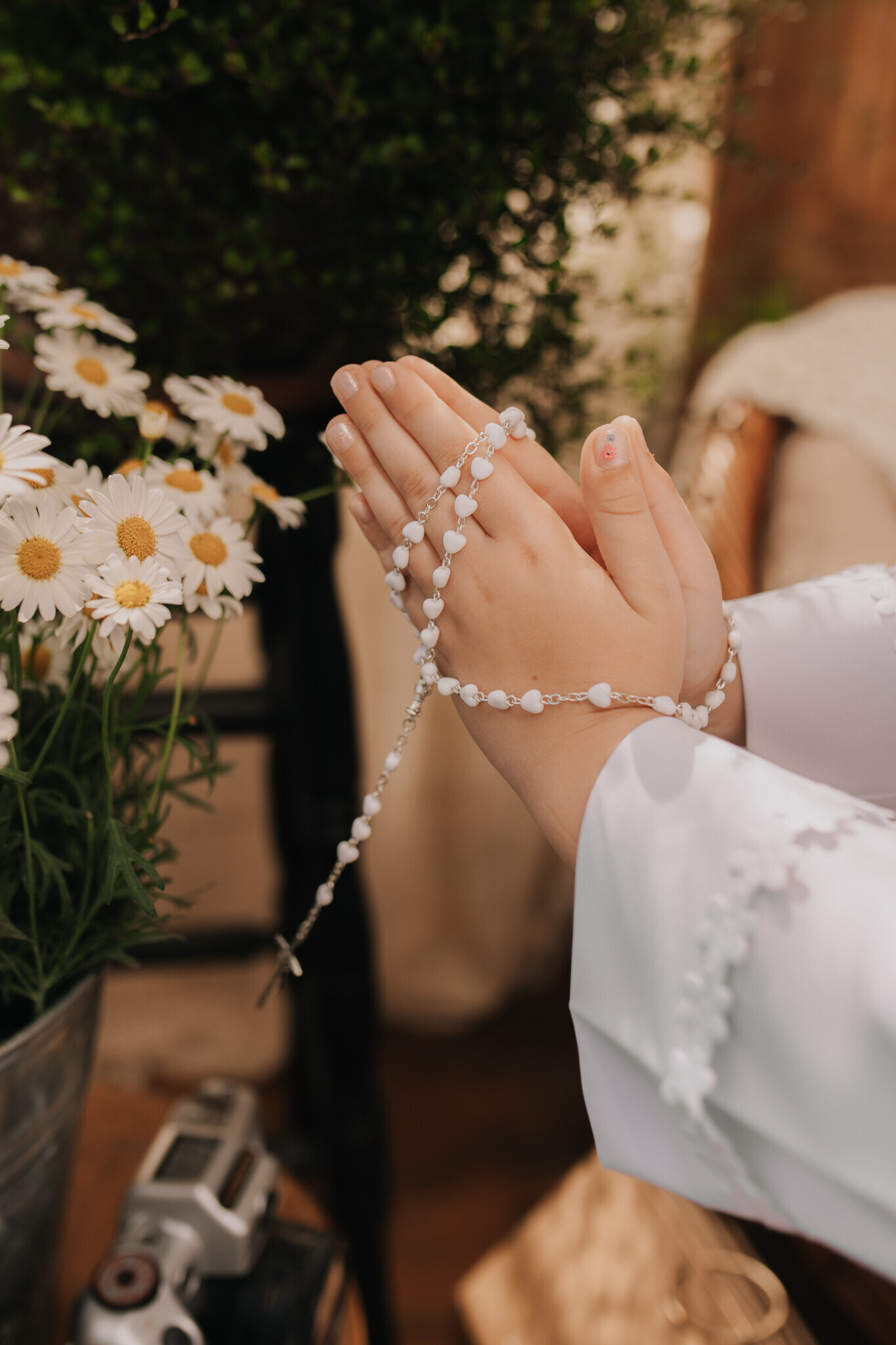 rodzinna-sesja-szklarnia-sieradz.jpg Zdjęcia komunijne Chojne – naturalne światło i szklane studio