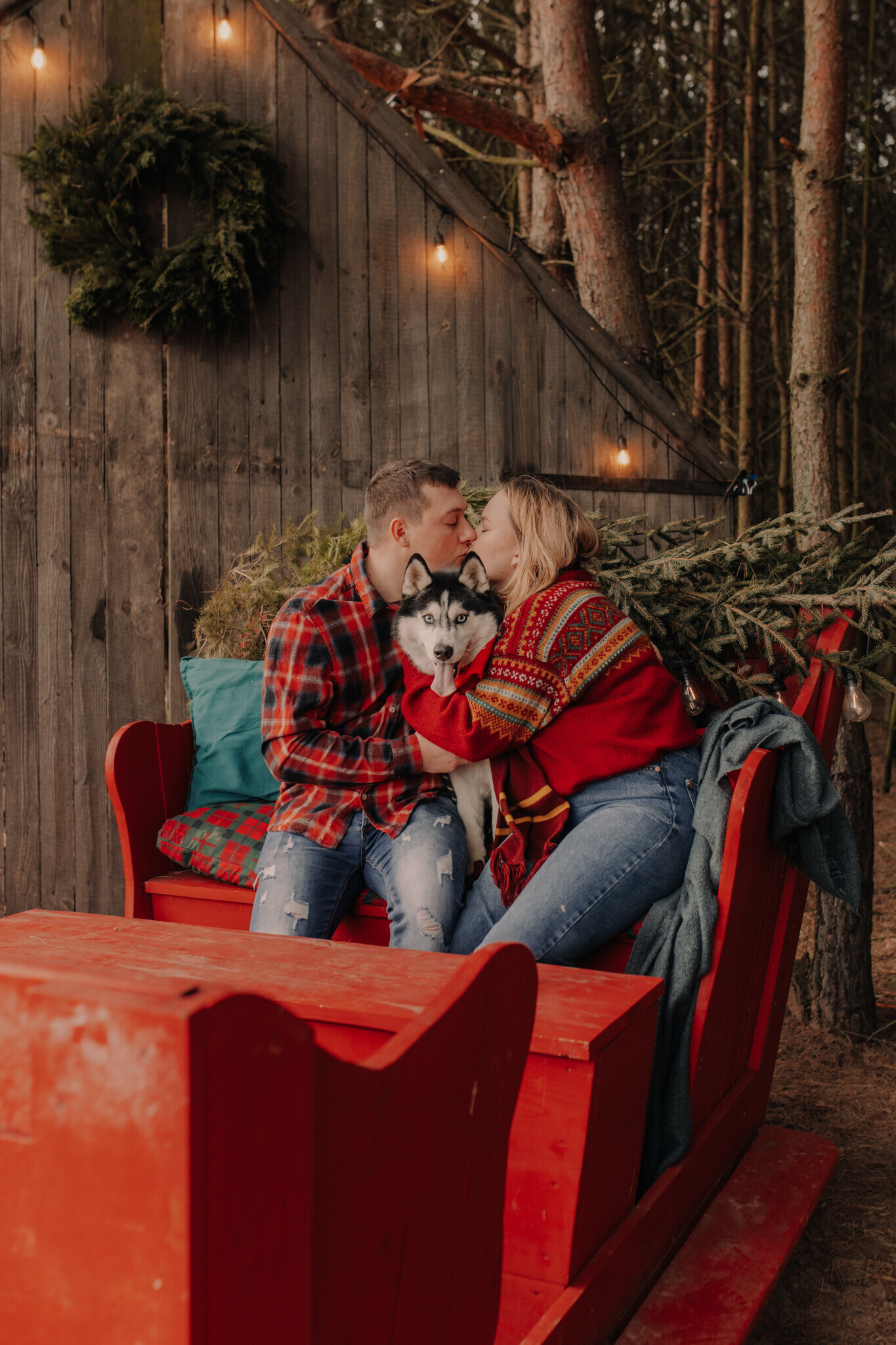 swiateczna-sesja-szklarnia-chojne.jpg Świąteczna sesja w szklanym studio Chojne – ciepła i klimatyczna atmosfera