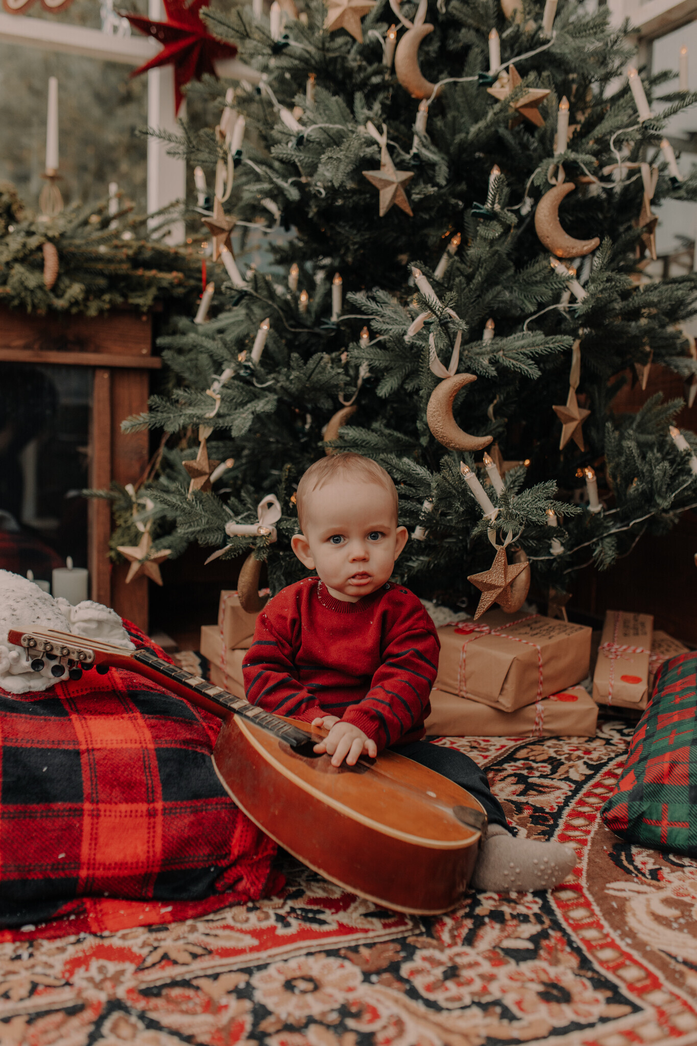 swiateczna-sesja-szklarnia-zdunska-wola.jpg Świąteczna sesja w szklanym studio Chojne – ciepła i klimatyczna atmosfera